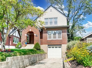 2824 Inverness Pl, Cincinnati, OH 45209