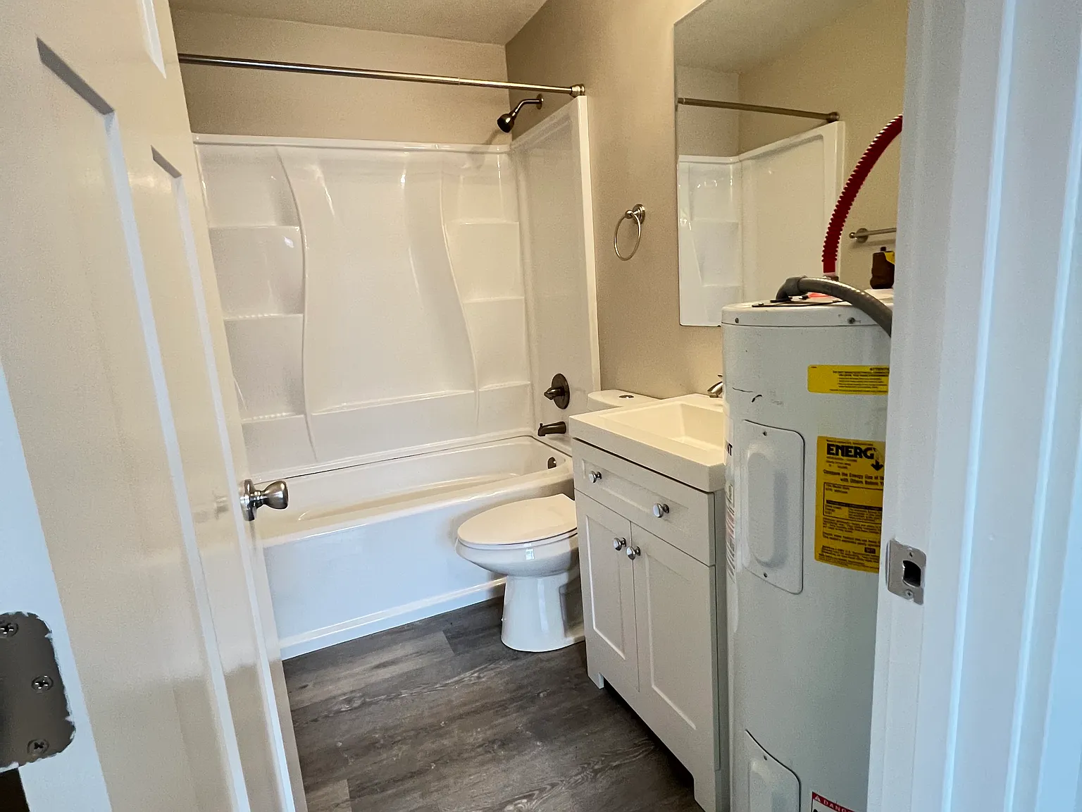 1 bed, 625 sqft, $1,400 — Photo 2