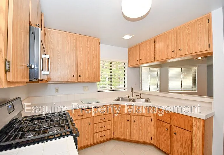1115 Mission Verde Dr — Photo 8