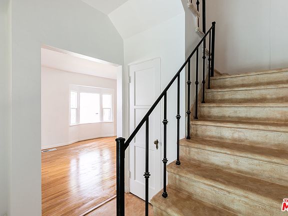 4th image of 1123 Glenville Dr