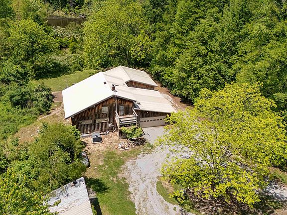 2nd image of 20598 Maggie Ln