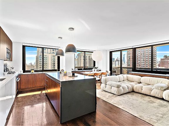 3rd image of 515 E 72nd St APT 29G