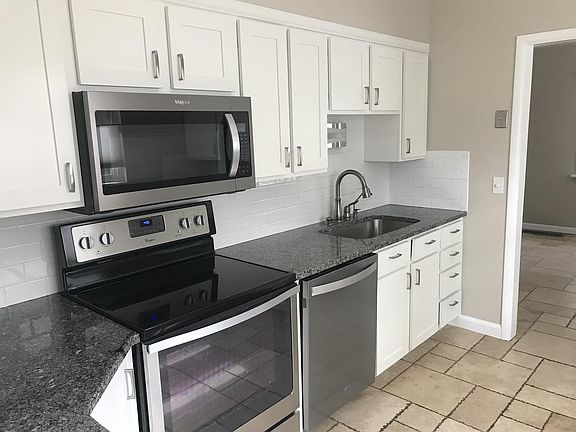 Kitchen (2)