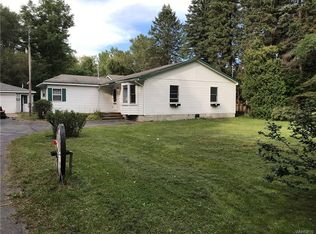 8437 Ridge Rd, Gasport, NY 14067