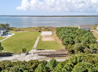 211 Willet Dr, Beaufort, NC 28516