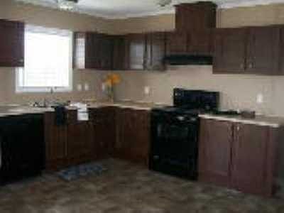 2nd image of 266 Jordanshire Cir