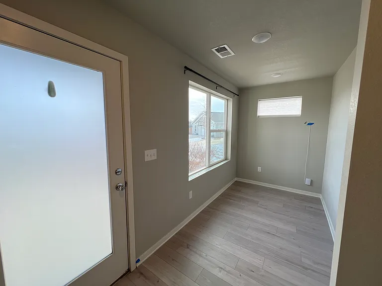 3313 Sandy Harbor Dr — Photo 15