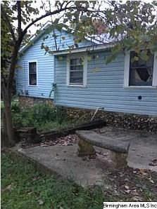 1st image of 301 20th Ave NW