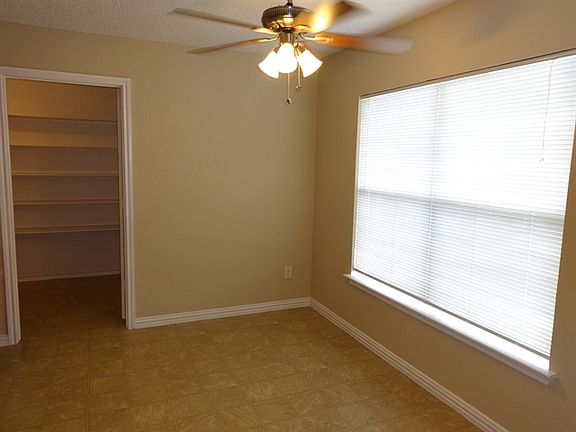 5th image of 3349 Chapel Wood Ct