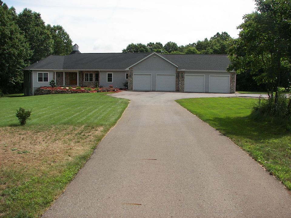 Home in the Middle of 10 Wooded Acres