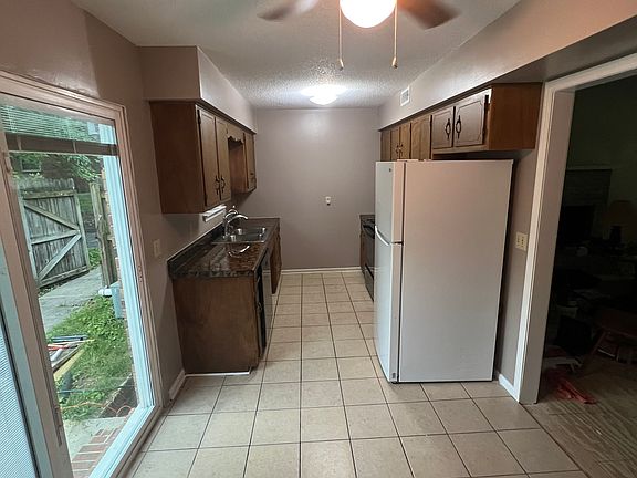 Kitchen from the eat-in dining room