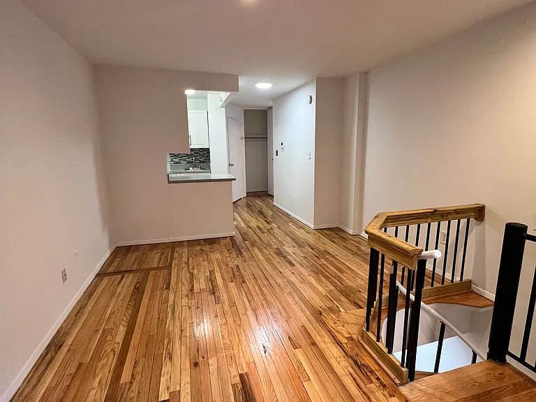 333 E 95th St #1C — Photo 5