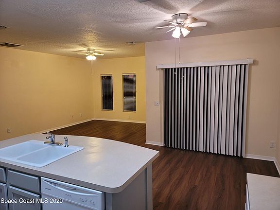 3rd image of 1282 Marquise Ct