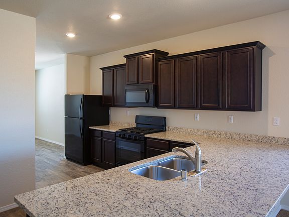 Sprawling Granite Countertops