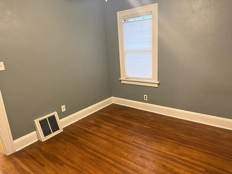 313 E Rock St #1 — Photo 19