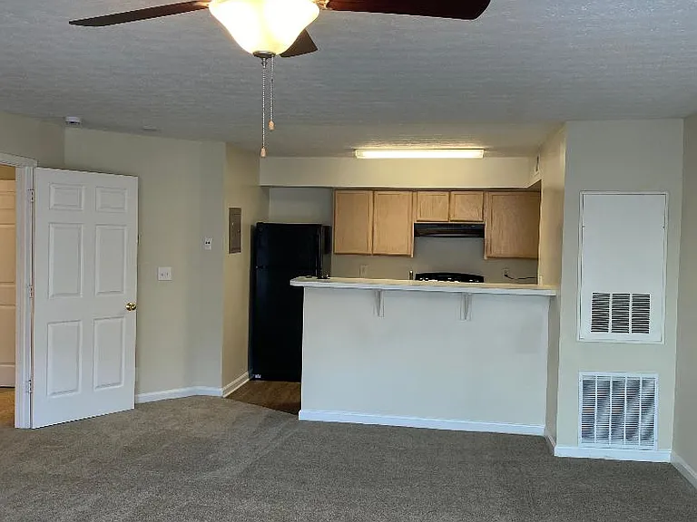 Willow Oaks Apartments — Photo 18