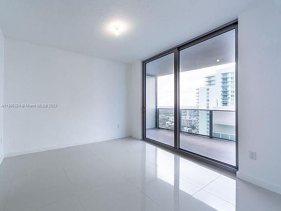 3rd image of 488 NE 18th St Unit 1705