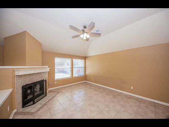 3rd image of 4530 Topaz Trail Dr
