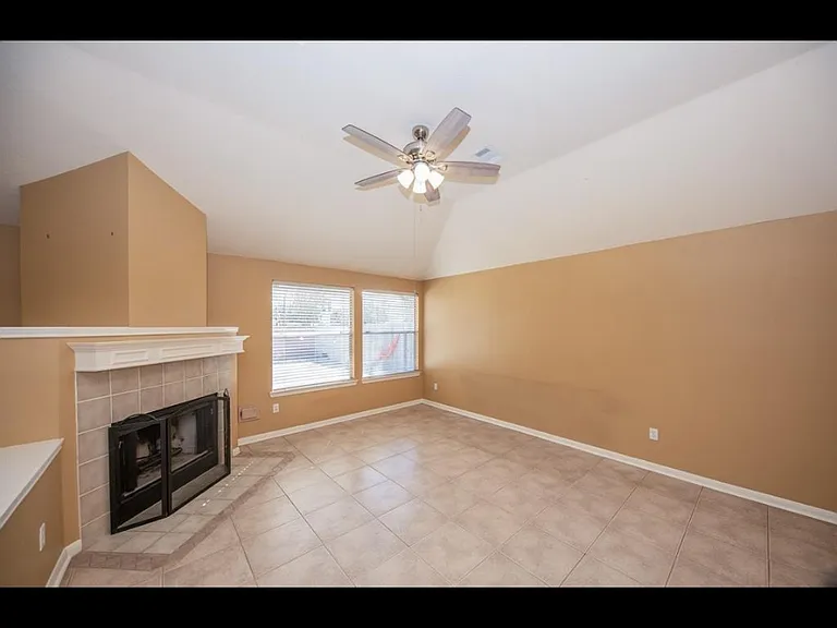 4530 Topaz Trail Dr — Photo 3
