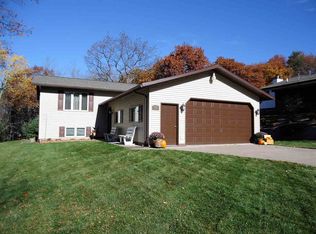 35 Ford Rd, Marquette, MI 49855