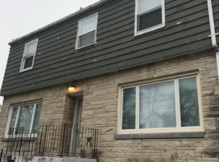 212 W John St, Champaign, IL 61820