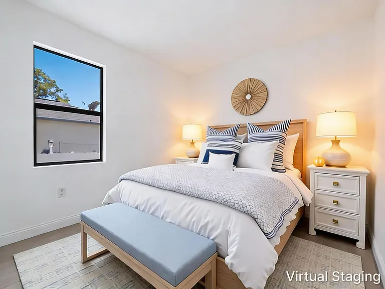 8010 Sandalwood Ln — Photo 18