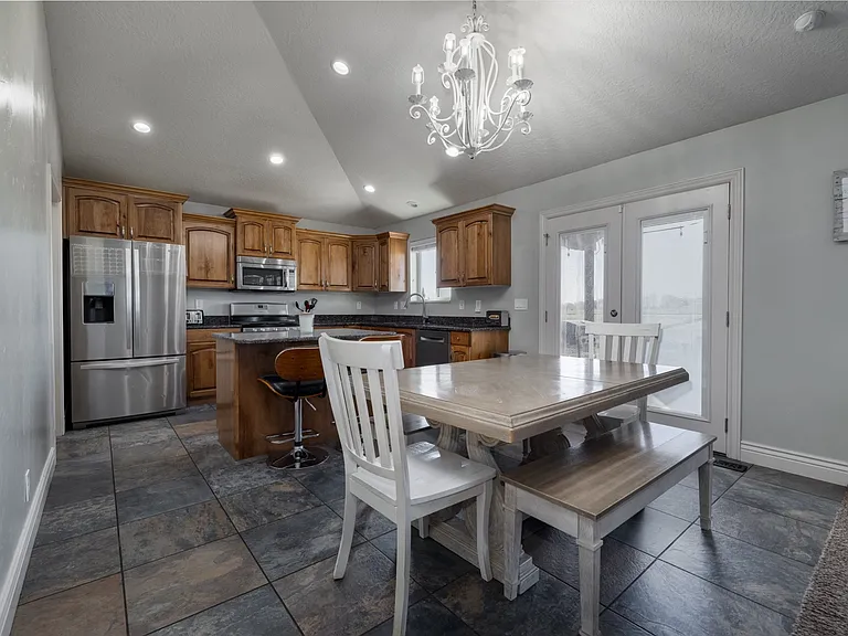1808 E 2000 S — Photo 20