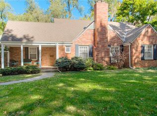 2008 W 85th Ter, Leawood, KS 66206