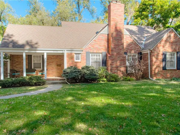 2008 W 85th Ter, Leawood, KS 66206