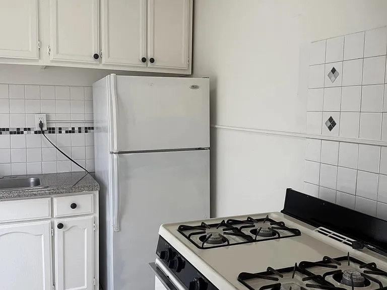 984 S. Oxford Avenue, — Photo 16