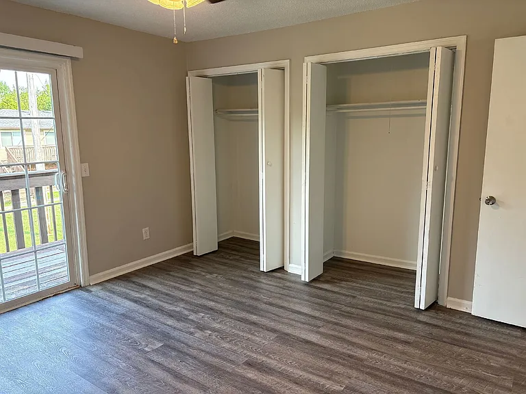 128 S Cedar Ln #2 — Photo 38