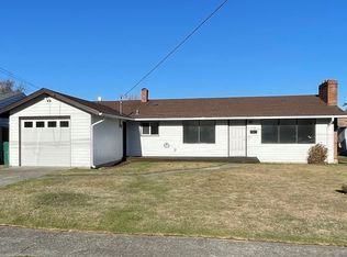 1510 40th St, Anacortes, WA 98221