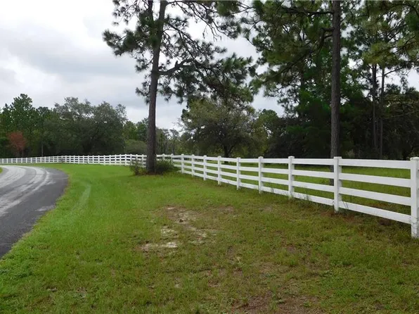 5350 W Conestoga St, Beverly Hills, FL 34465