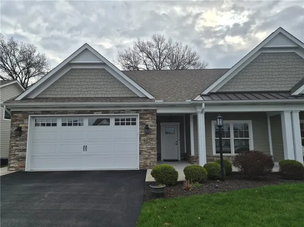 883 Hearthstone Cir, Greensburg, PA 15601