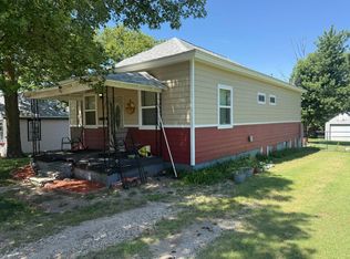 908 N Colorado St, Ellsworth, KS 67439