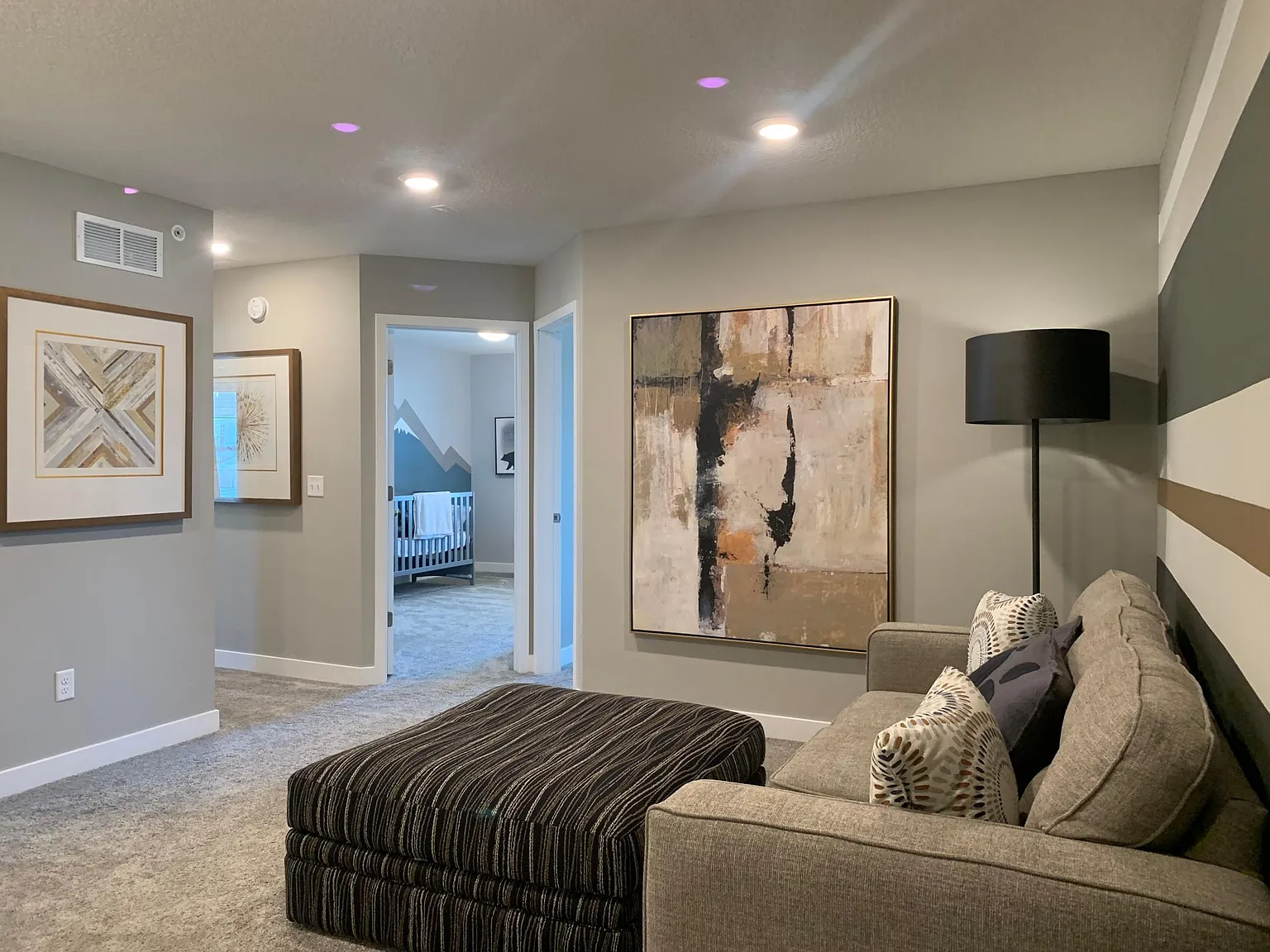 3 bed, 3.0 bath, 1814 sqft, $2,450 — Photo 2