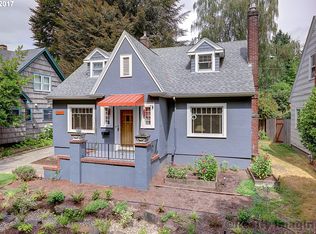 3405 SE Stark St, Portland, OR 97214