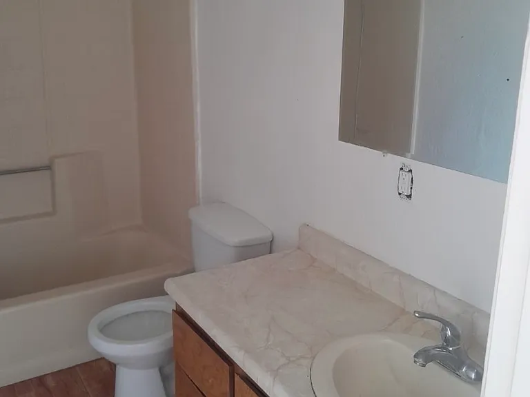 16026 K St #8 — Photo 3