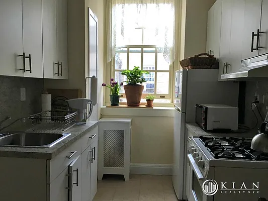 Sold by Kian Realty | media 1