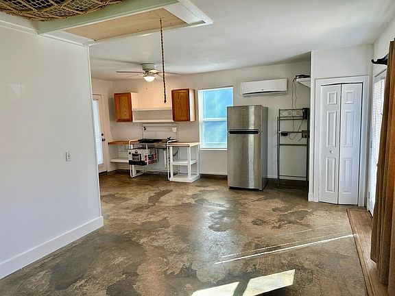 4th image of 1419 Alamo St #B
