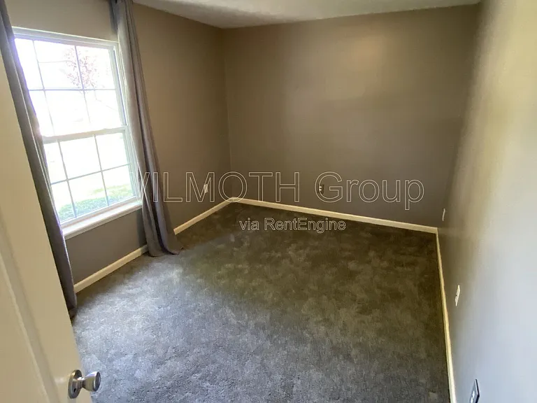 313 Tamarack Ct — Photo 13