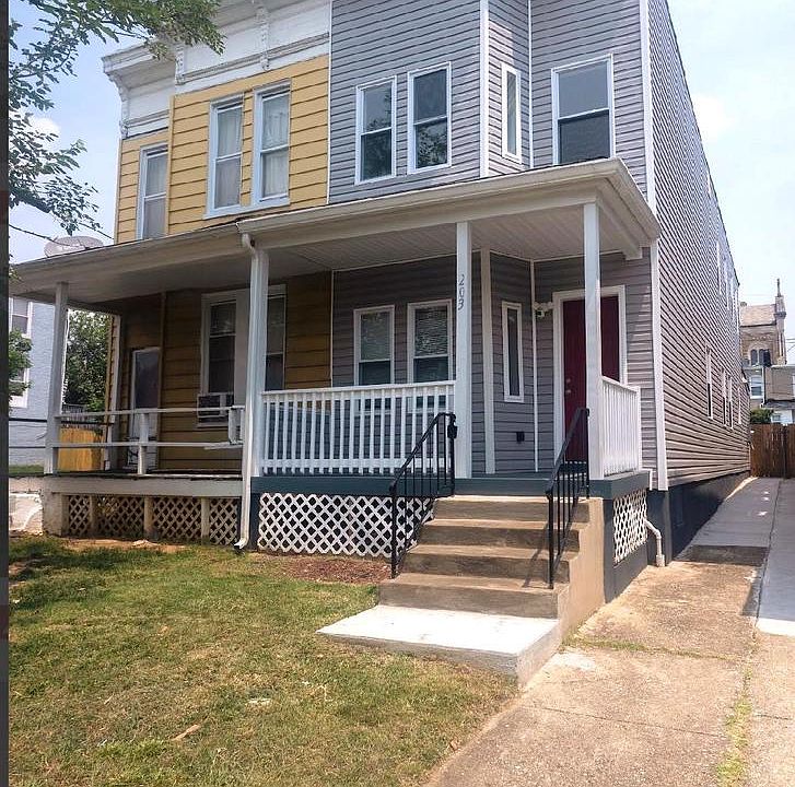1st image of 203 S Loudon Ave
