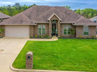 2514 Oasis Dr, Longview, TX 75601
