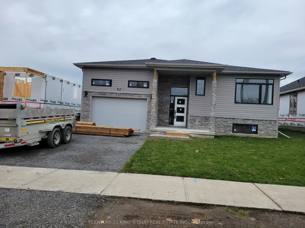 42 McFarland Dr, Belleville, ON K8N 2X3