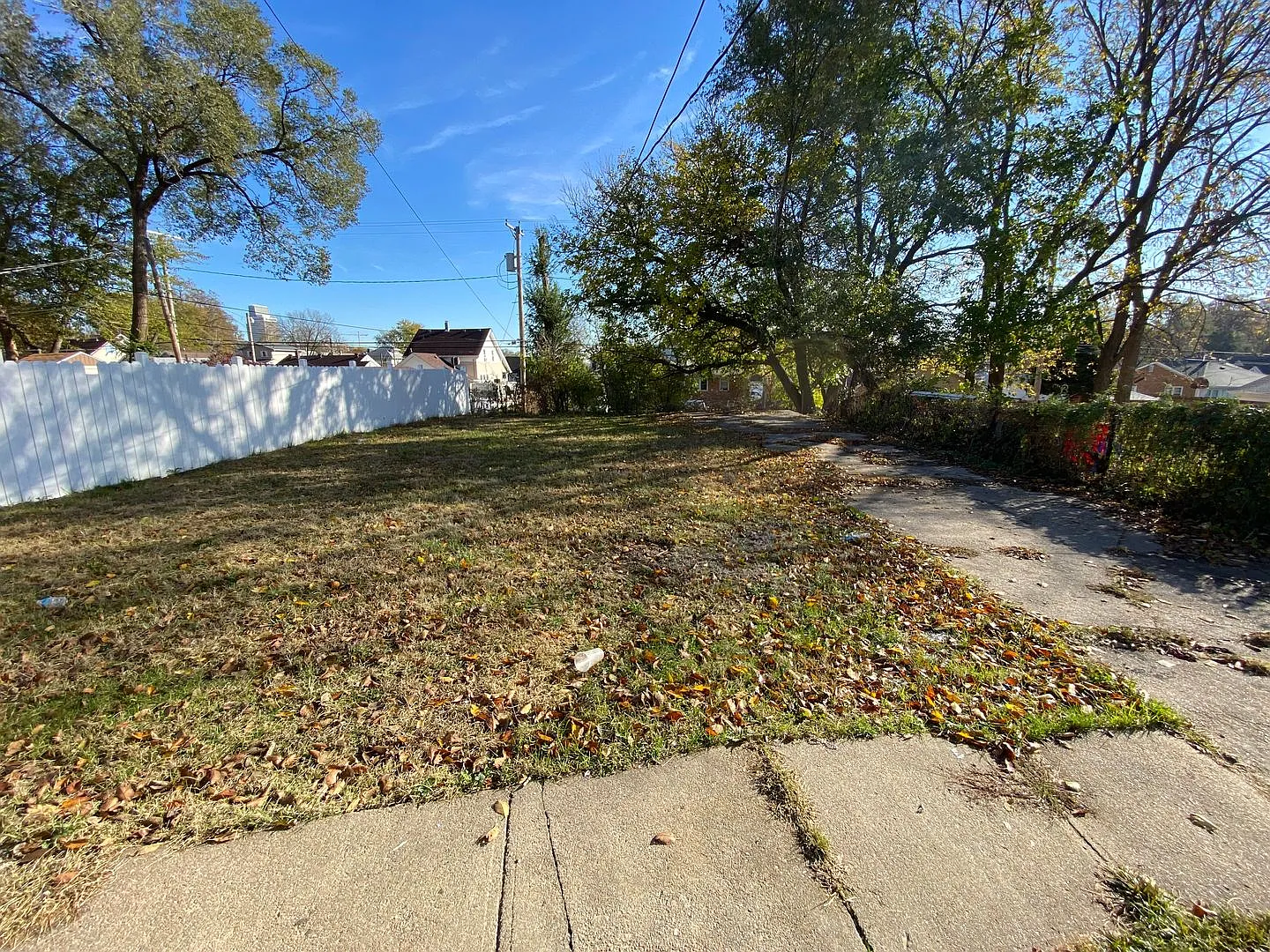 Fully Remodeled 3Bedroom House! — Photo 3