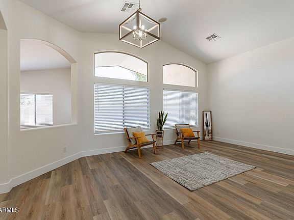 4th image of 29963 N MARAVILLA Drive