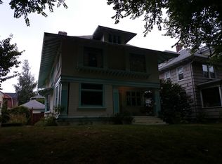 713 16th Ave E, Seattle, WA 98112