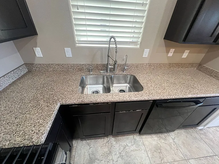 779 Proud Waters Ct — Photo 6