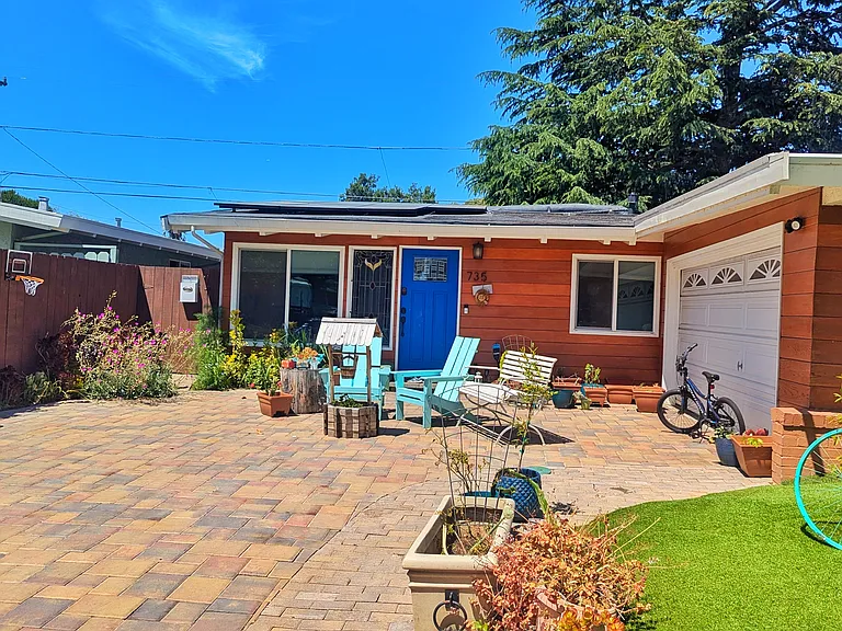 735 Lakewood Dr — Photo 13