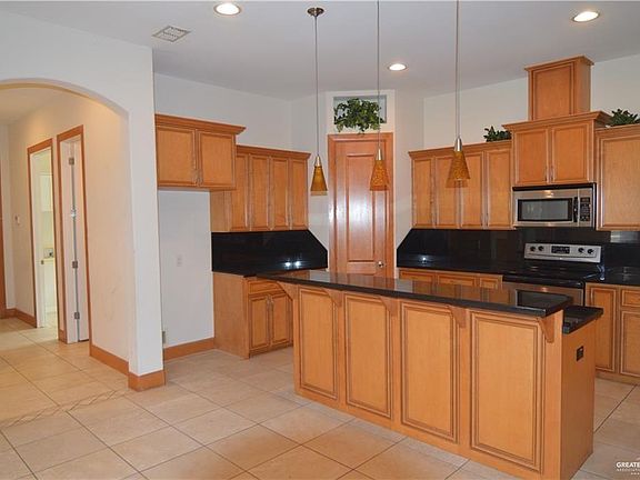 2nd image of 708 E Balboa Ave